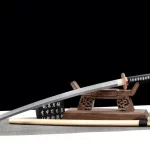 Katana Shiroi ki 白い木